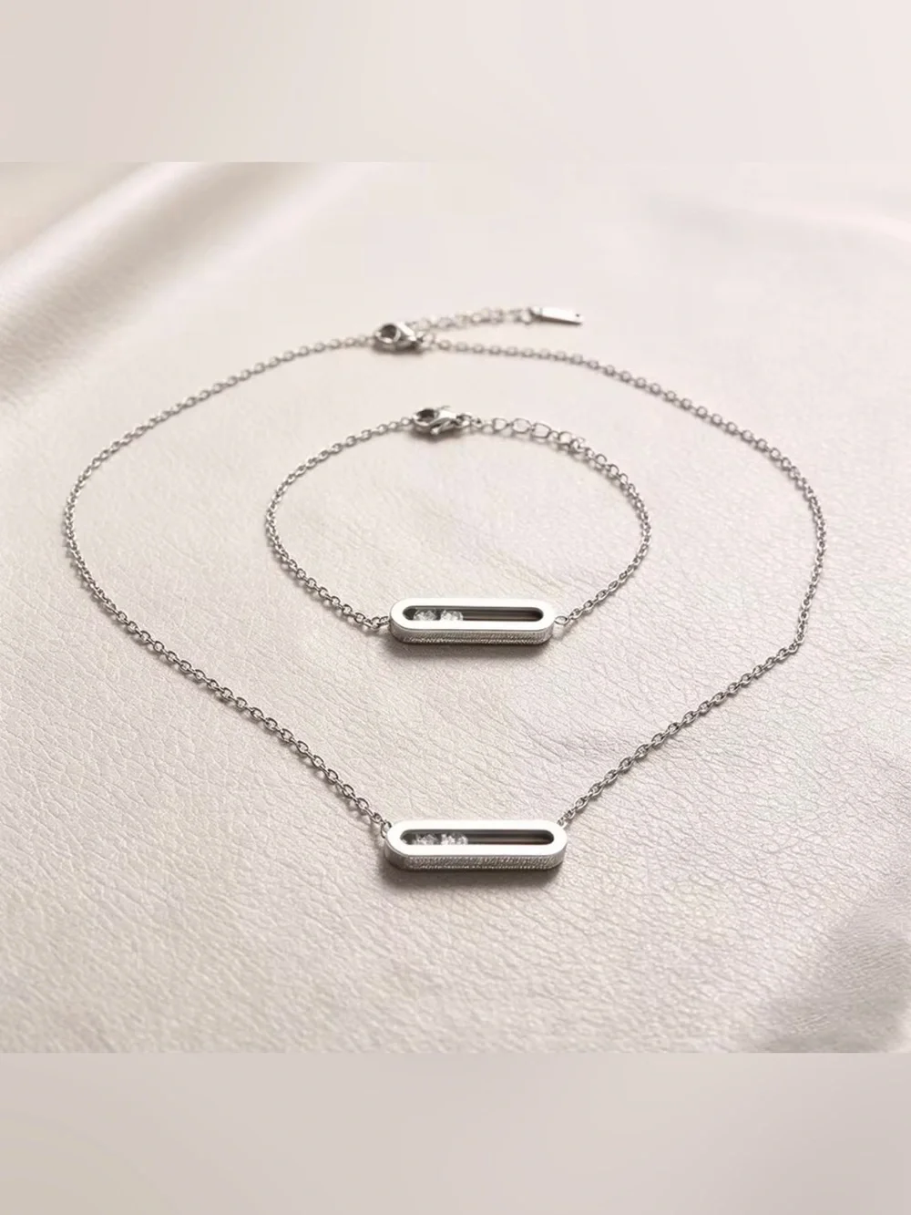 18K White Gold Geometrical Link Paperclip  Moving Diamond Bracelet No Tarnish